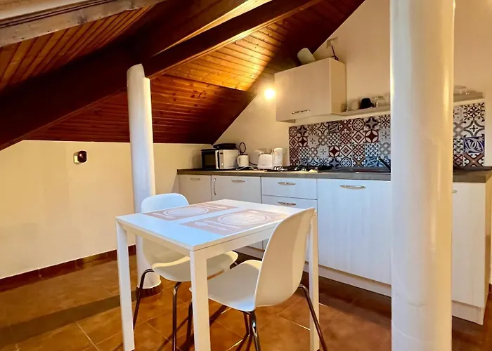 Castagneto 11 Apartment *